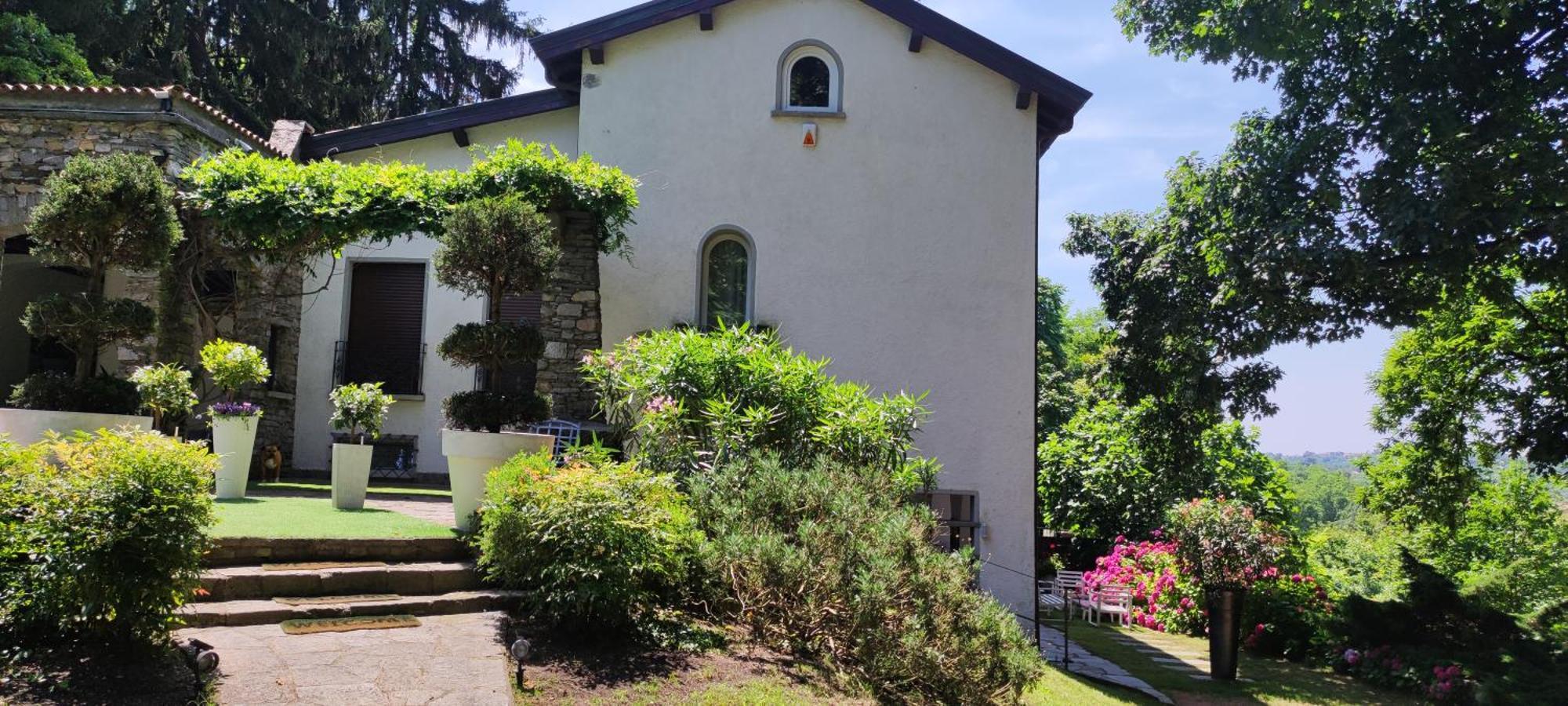 La Selvetta bed&breakfast Buguggiate Eksteriør bilde